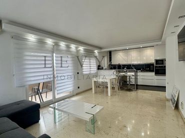 Apartament amb piscina en venda a Elviria - Cabopino