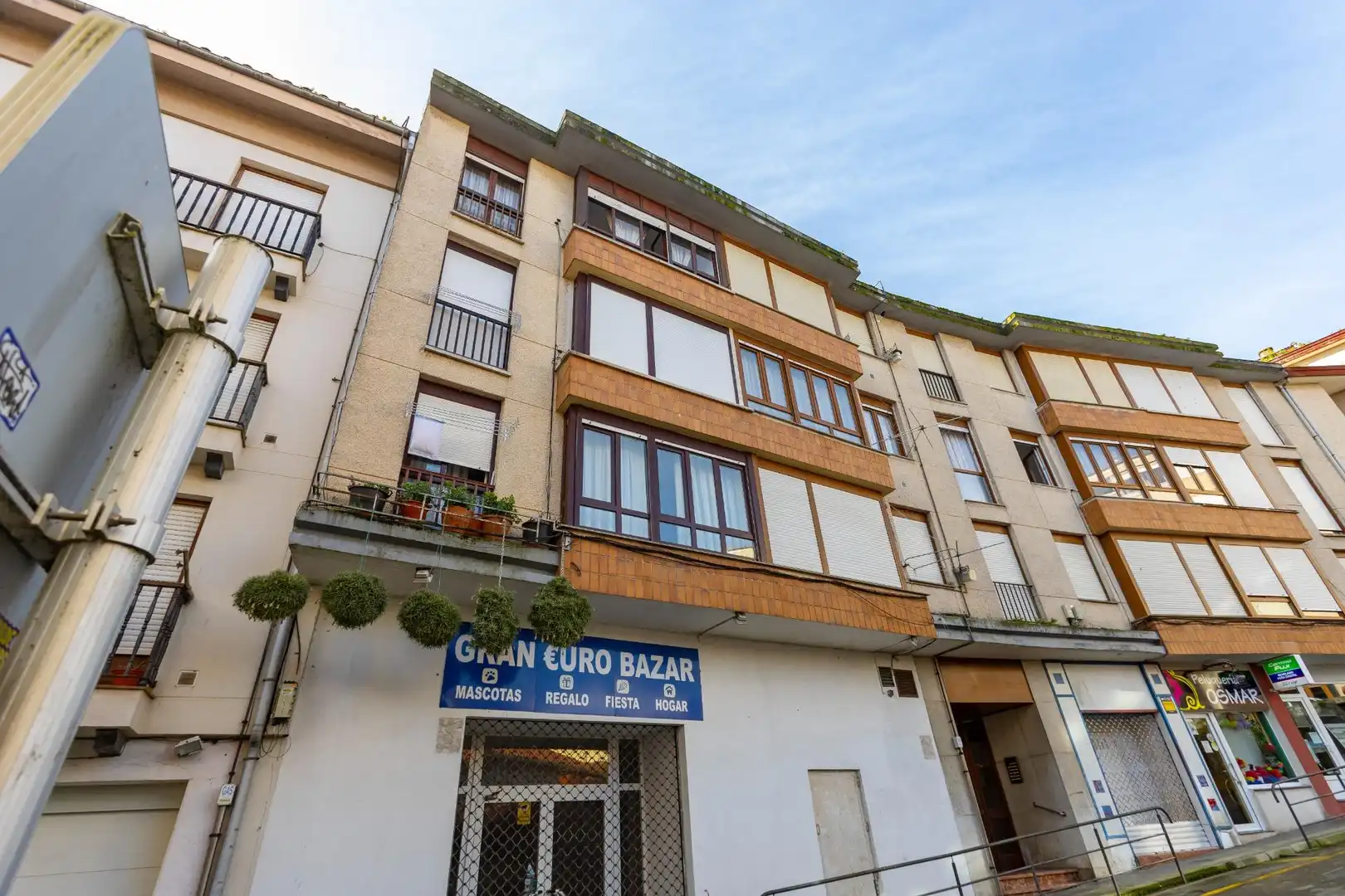 Vista exterior de Piso en venta en San Vicente de la Barquera con Calefacción