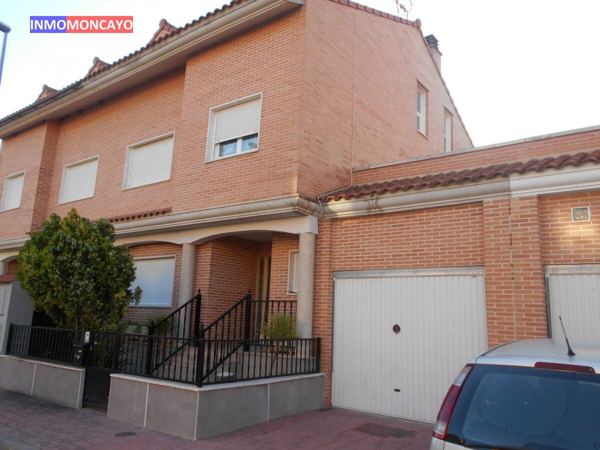 Single-family semi-detached for sale in Borja