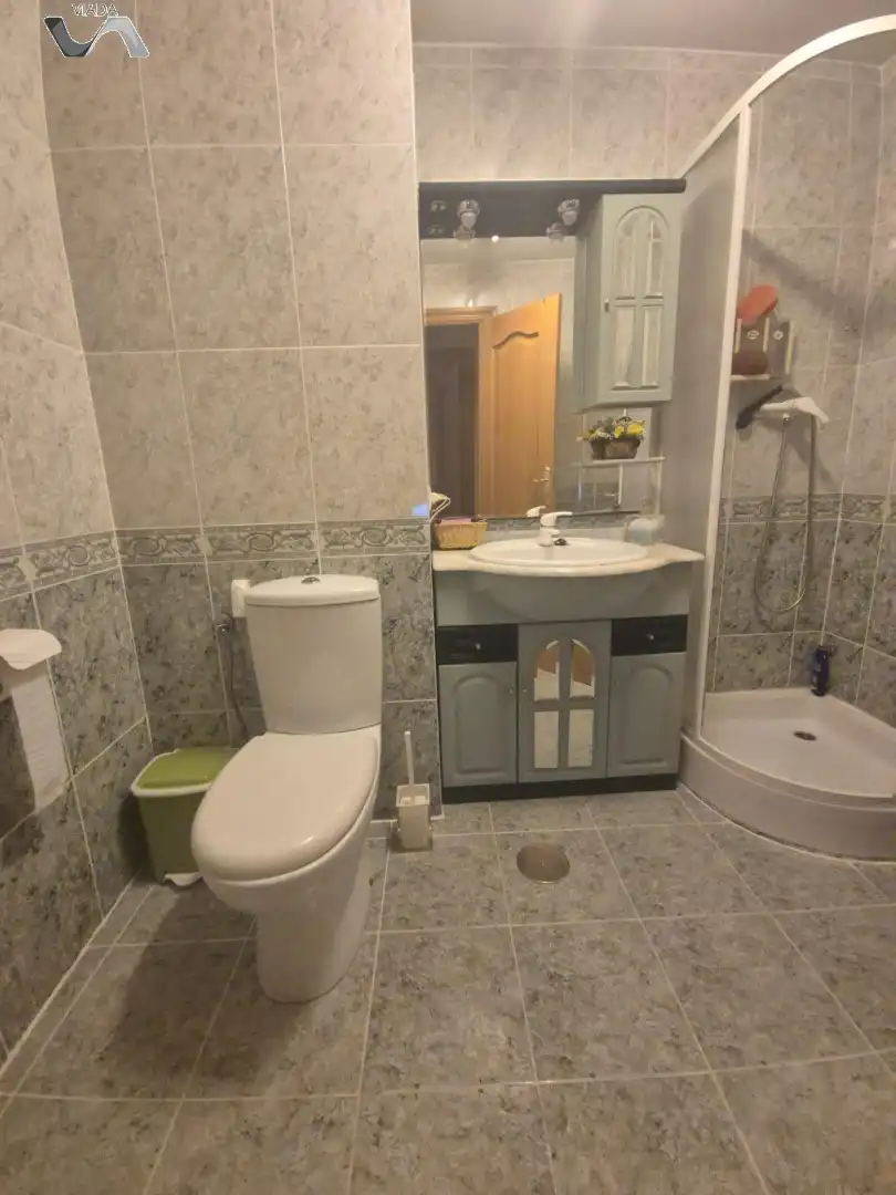 Bany de Pis en venda en Puertollano amb Aire condicionat