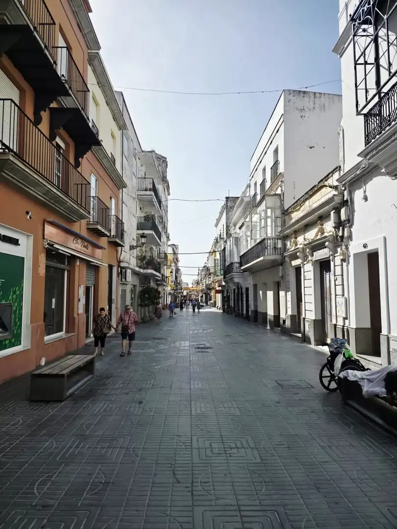 Vista exterior de Àtic en venda en El Puerto de Santa María amb Terrassa