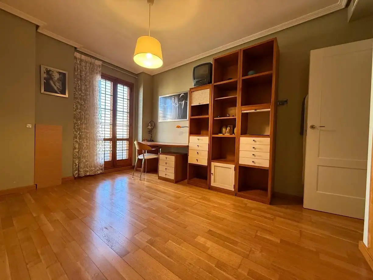 Habitación de Piso en venta en Mislata con Aire acondicionado, Calefacción y Balcón