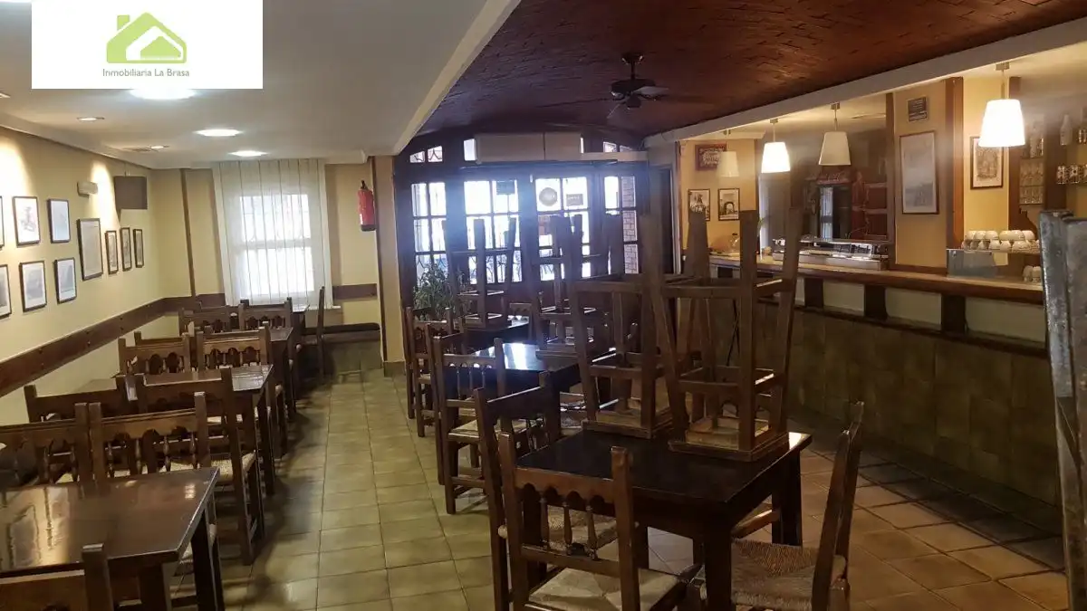Local comercial en venda a Casco Antiguo, imagen 30