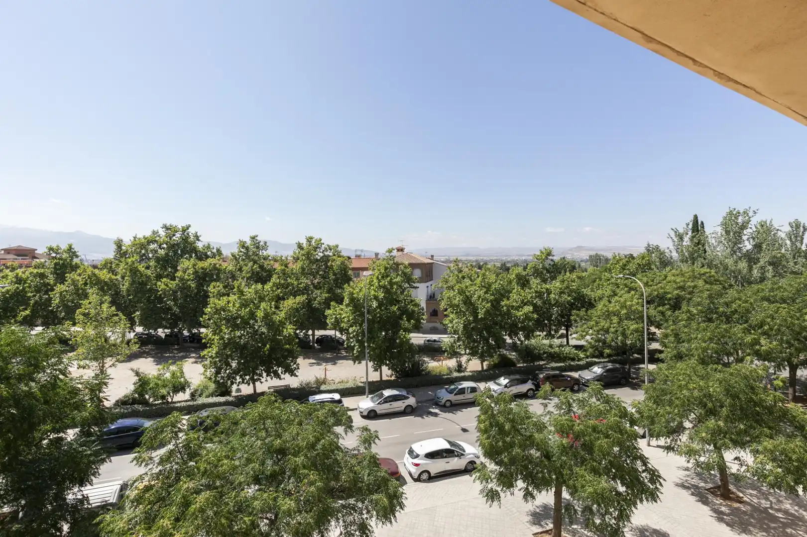 Apartamento en venta en 54 Calle Ramón y Cajal #escalera p3 / 4B, 34, Rosaleda - Juventud