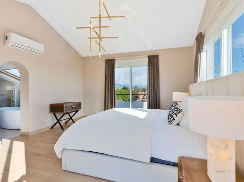 Detached homes for rent in Guadalmina Baja