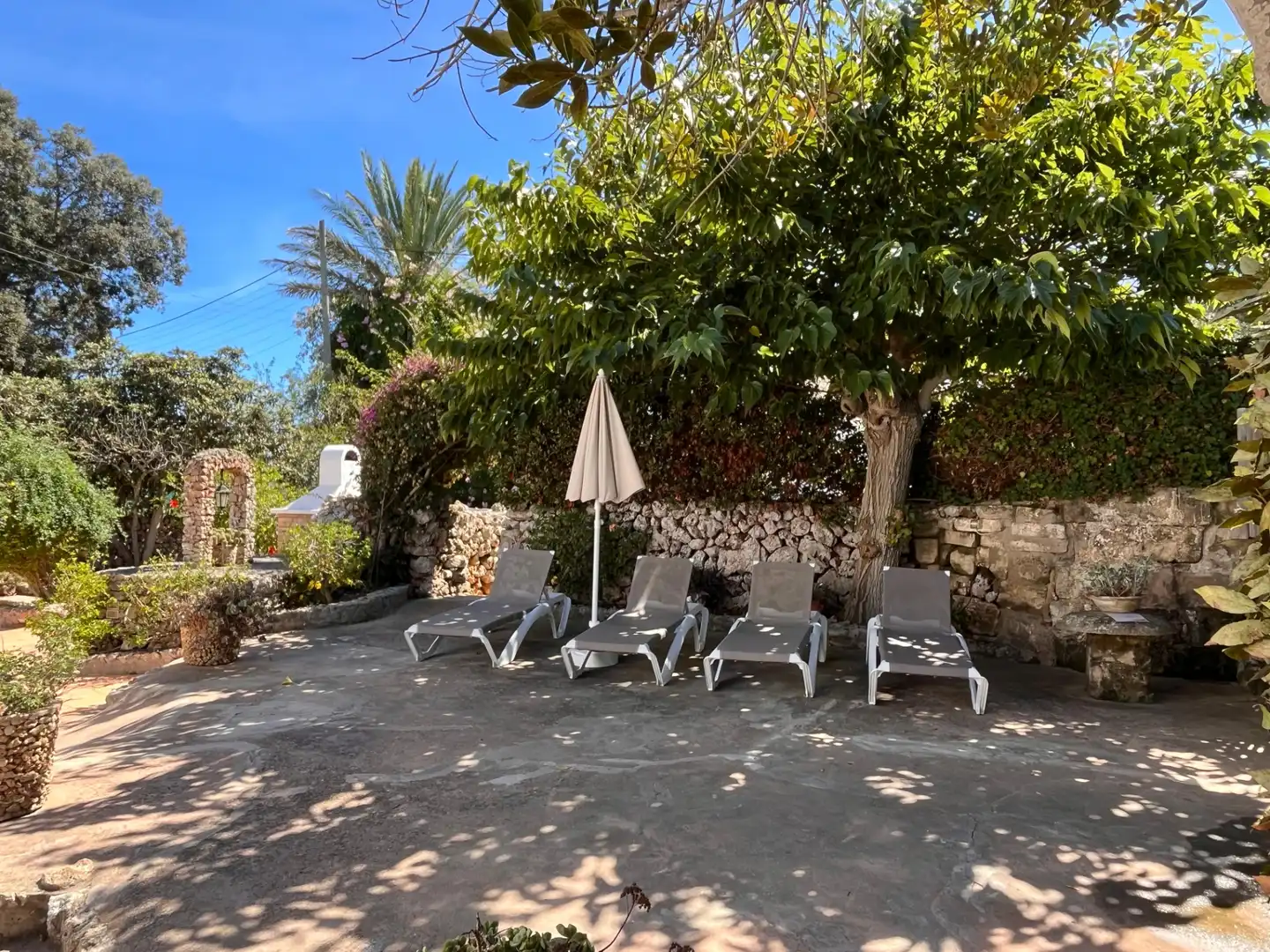 Terraza de Finca rústica en venta en Es Castell con Aire acondicionado, Calefacción y Jardín privado