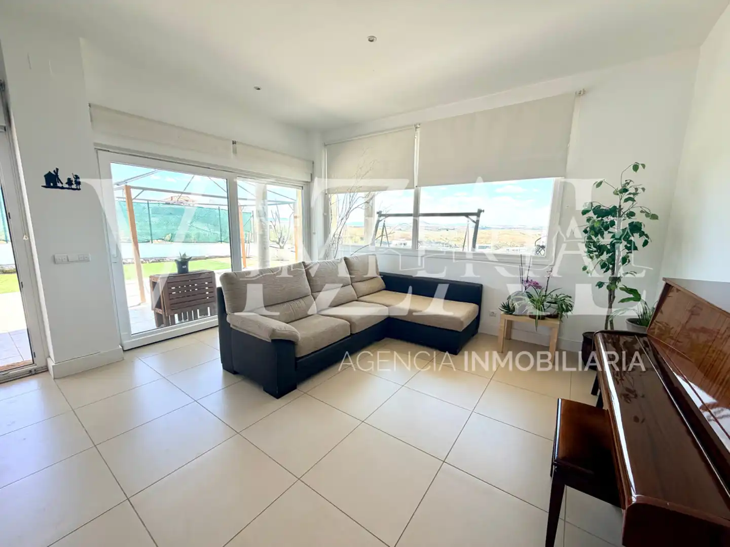 Sala de estar de Casa o chalet en venta en Layos con Calefacción, Jardín privado y Terraza