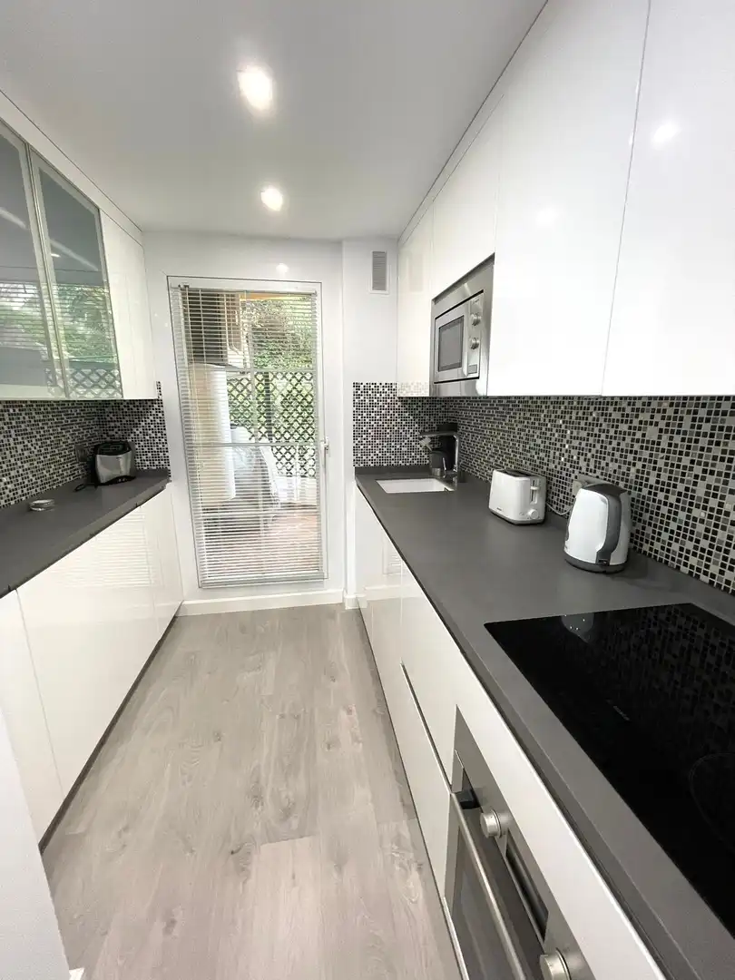 Apartamento de alquiler en MANOLETE-NVA ANDALUCIA, 13, Nueva Andalucía centro