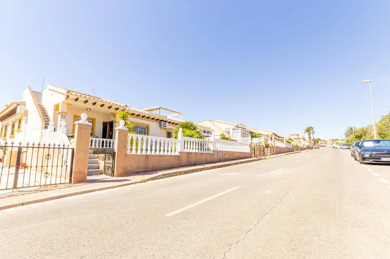 Detached homes for rent in Polígono Filipinas Oeste, Villamartín - Las Filipinas