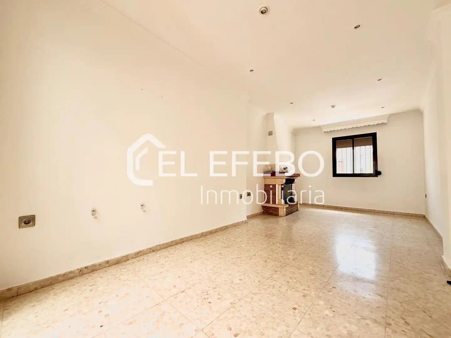 Sala d'estar de Casa o xalet de lloguer en Antequera amb Aire condicionat, Calefacció i Terrassa