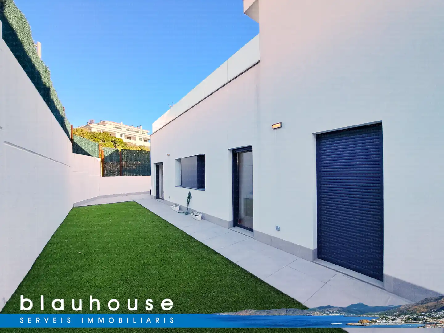 Vista exterior de Apartamento en venta en Llançà con Aire acondicionado, Calefacción y Terraza