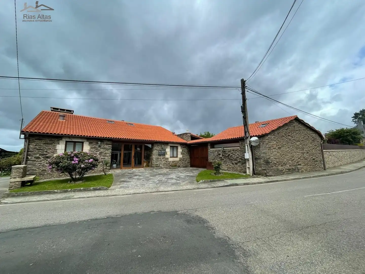 Vista exterior de Casa o chalet en venta en Ordes con Jardín privado y Trastero