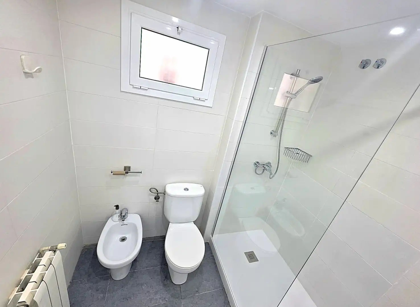 Wohnung zur Miete in Calle de Felipe de Paz, La Maternitat i Sant Ramon