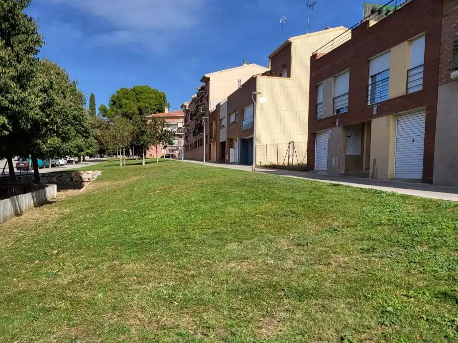 Außenansicht von Residential zum Verkauf in Terrassa