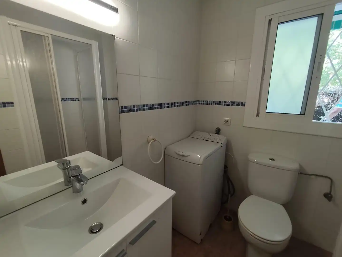 Bany de Pis en venda en Santa Susanna amb Terrassa i Piscina comunitària