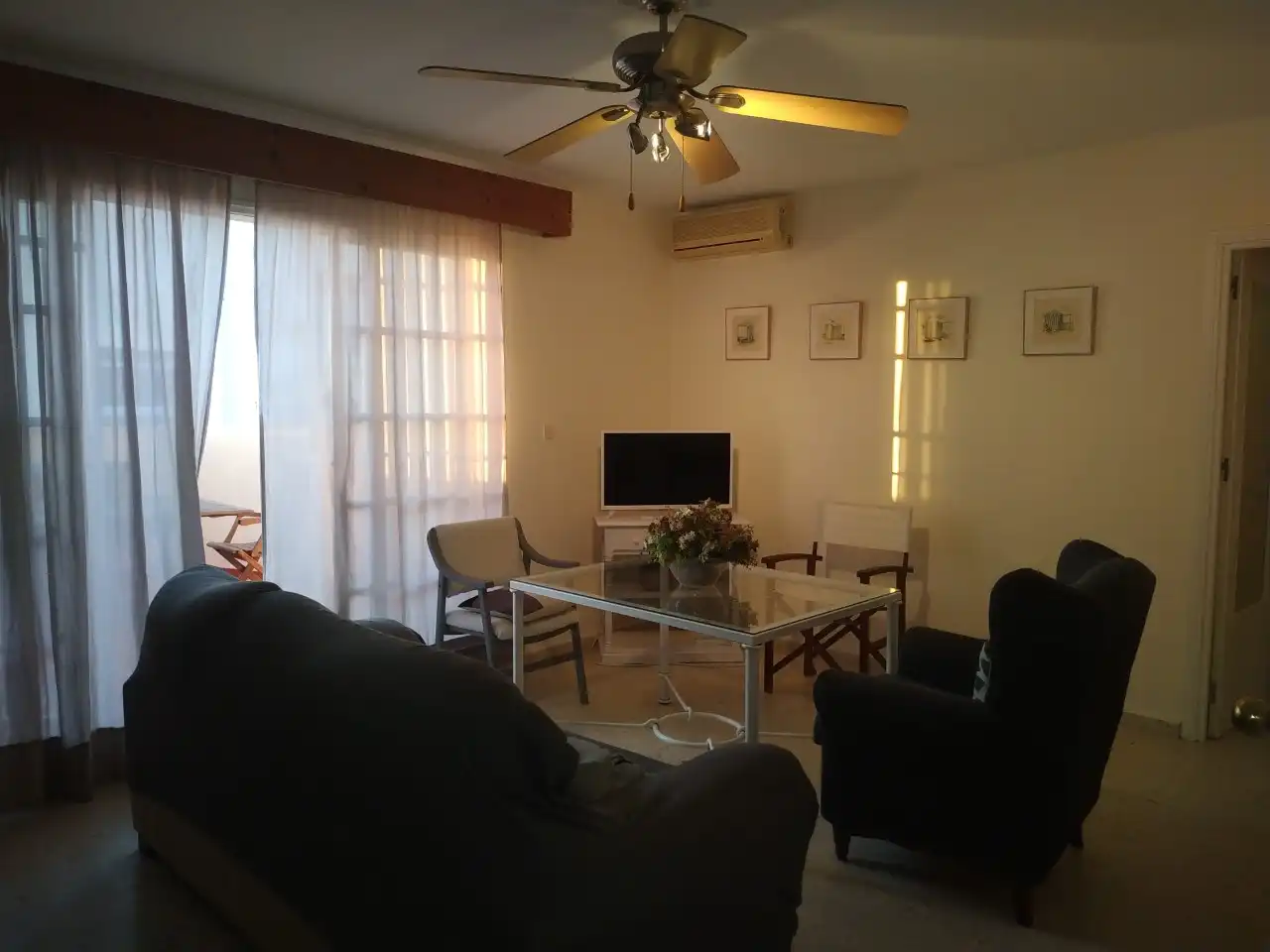 Dachboden zur Miete in Calle del Correo, Centro - Calzada - Cabo Noval