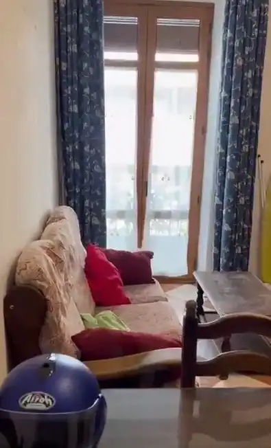 Sala d'estar de Pis de lloguer en Granada amb Aire condicionat, Moblat i Rentadora