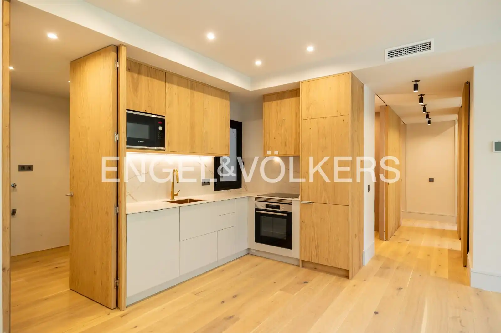 Cocina de Piso en venta en Barcelona con Aire acondicionado, Calefacción y Parquet