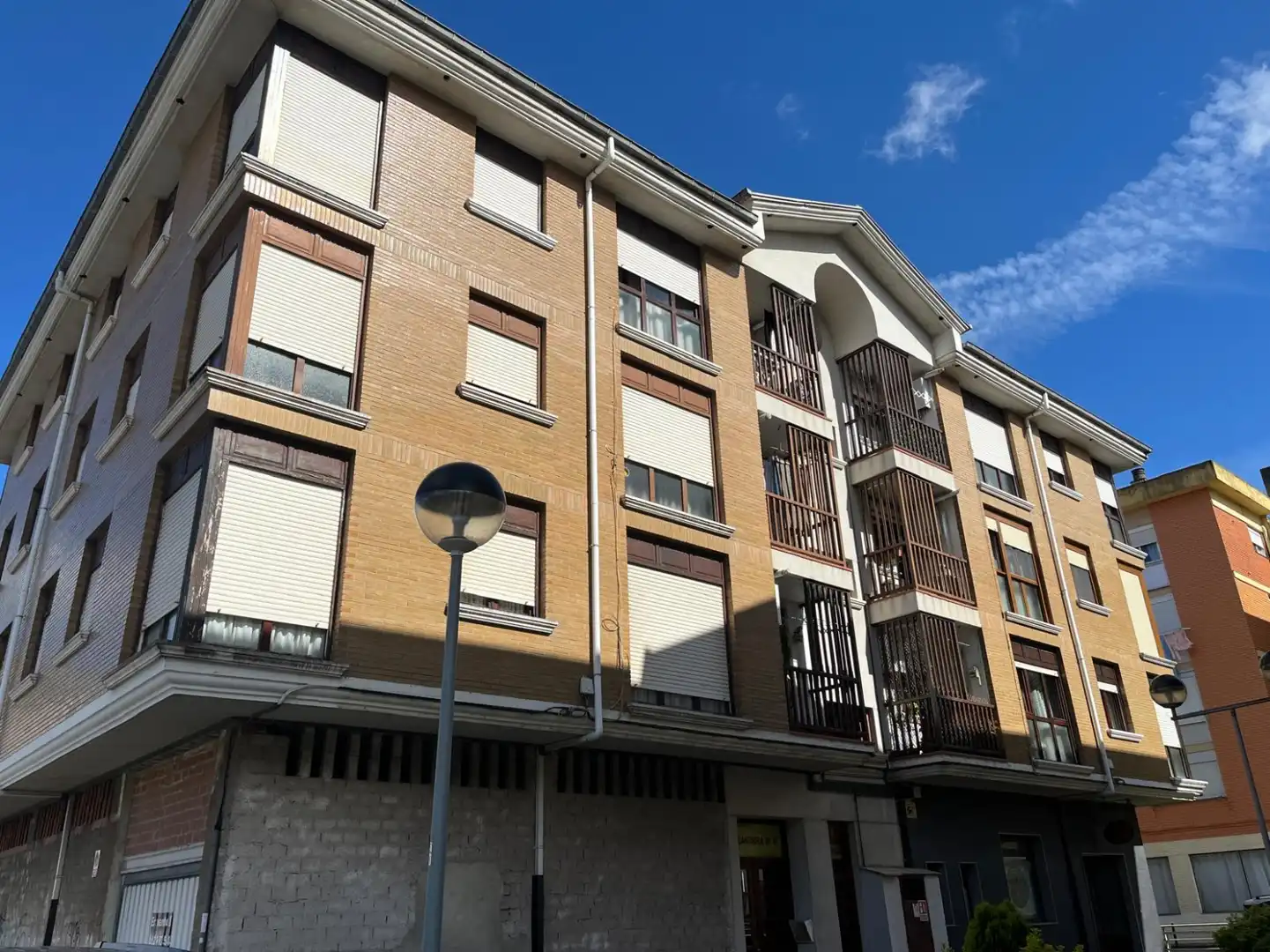 Exterior view of Flat for sale in Los Corrales de Buelna   with Heating, Parquet flooring and Storage room