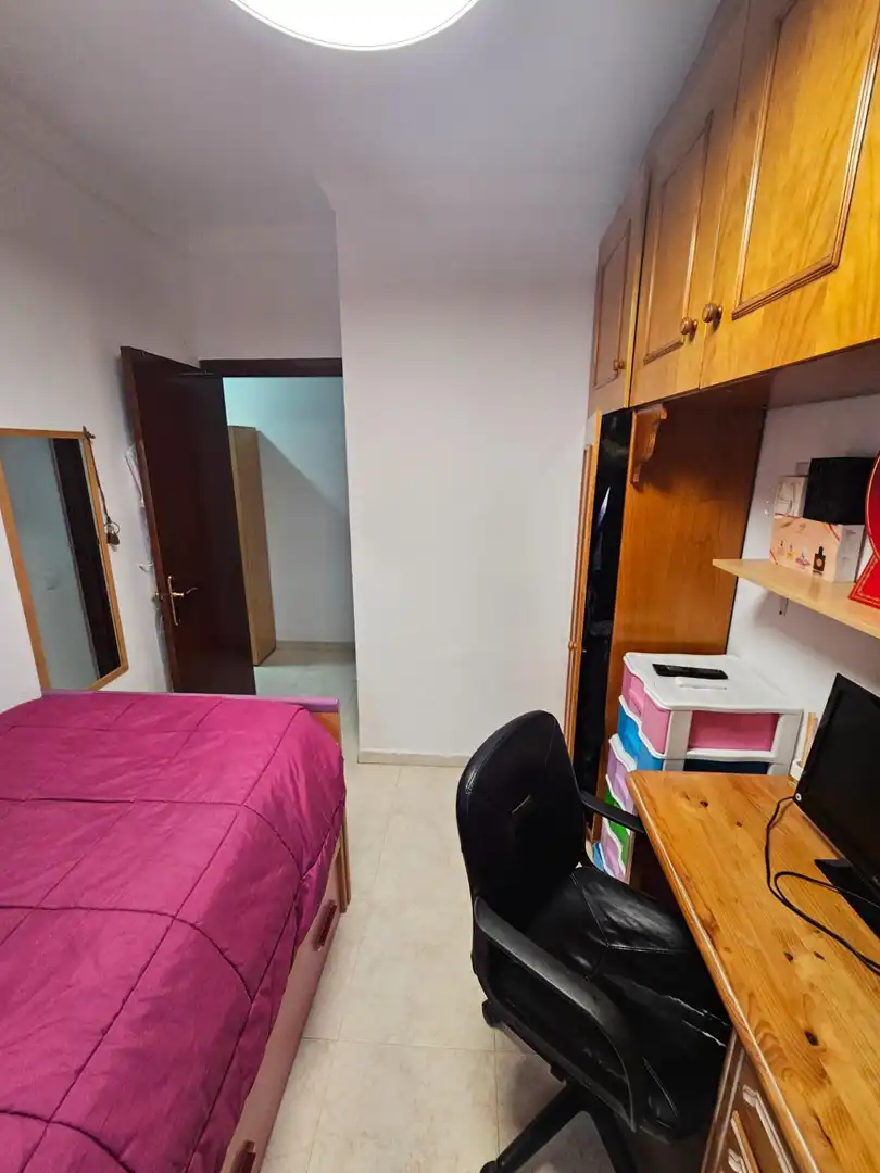 Habitación de Piso en venta en Vejer de la Frontera con Amueblado y Balcón