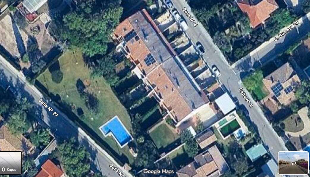 Casa adosada en venda en La Pobla de Vallbona amb Terrassa i Piscina comunitària