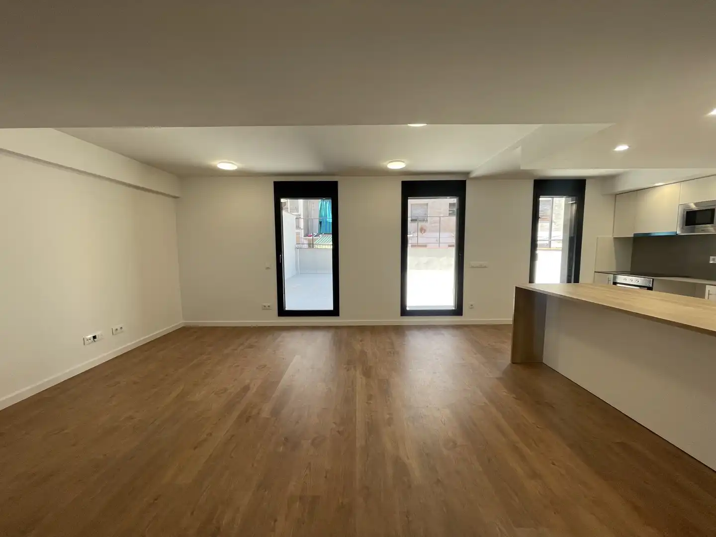 Ground floor for rent in Santa Eugènia