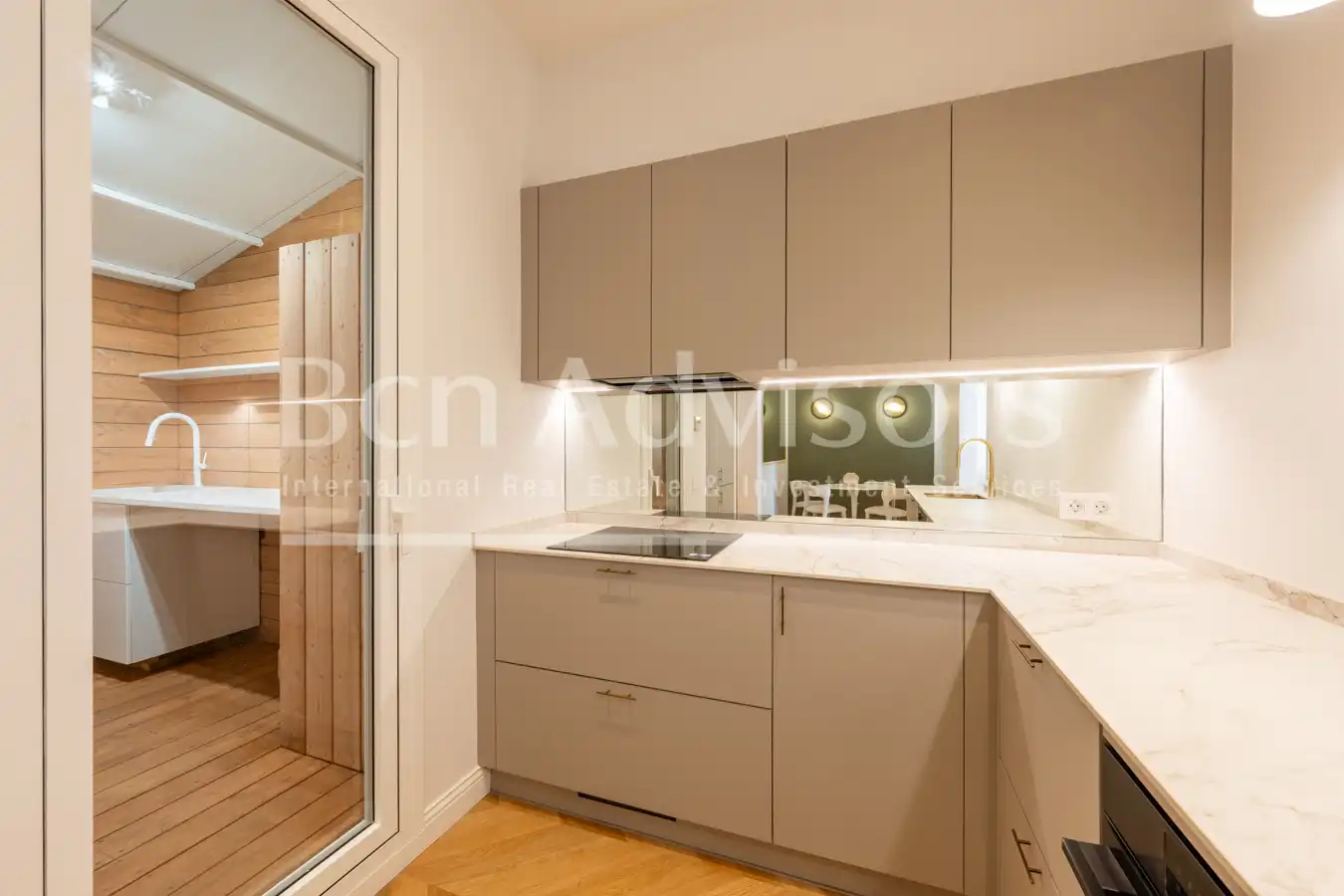 Appartamento con terrazza in vendita a Carrer de Casanova, imagen 16