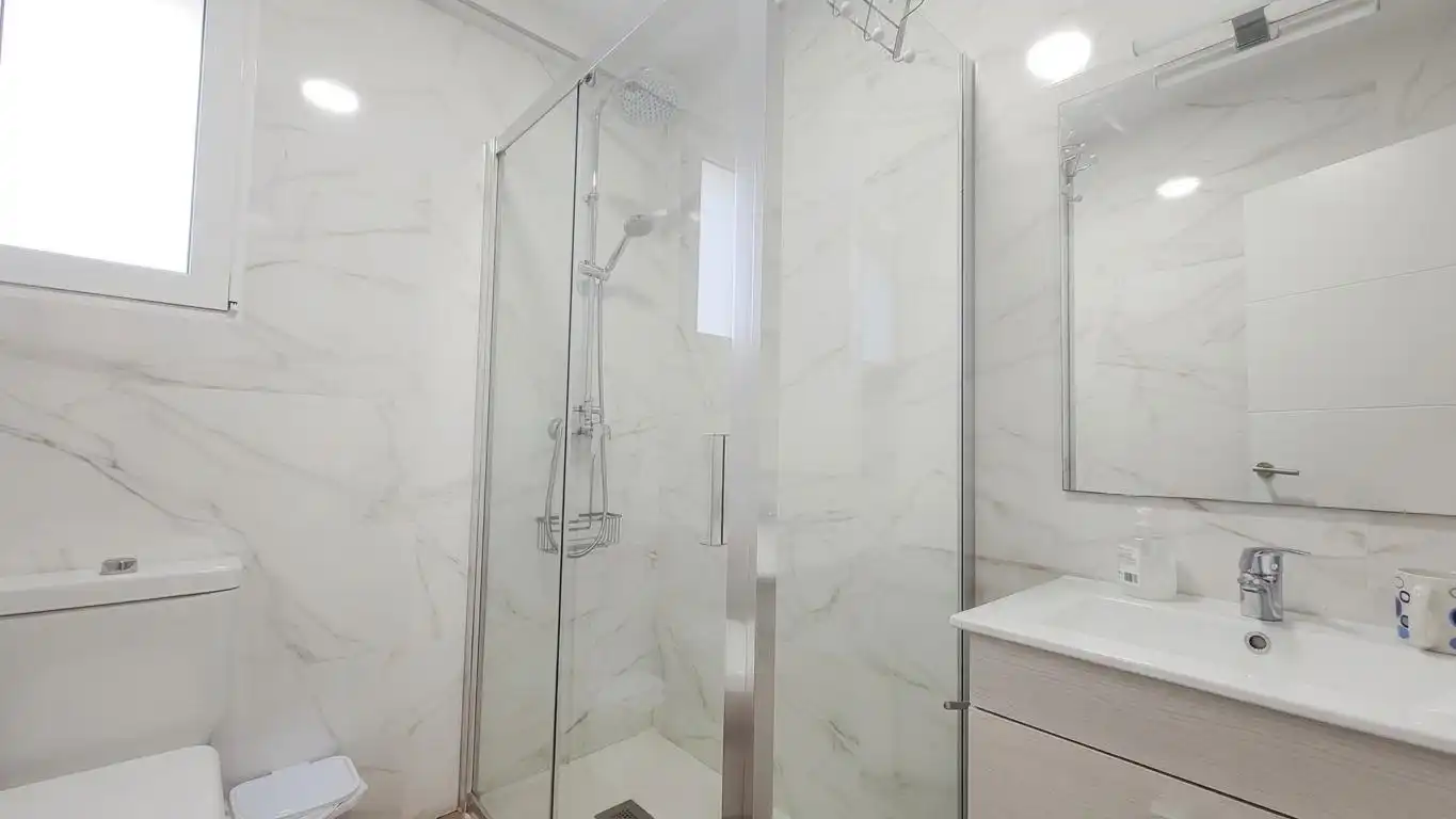 Flat with lift to rent in Ciudad Jardín - Tagarete - El Zapillo, imagen 9