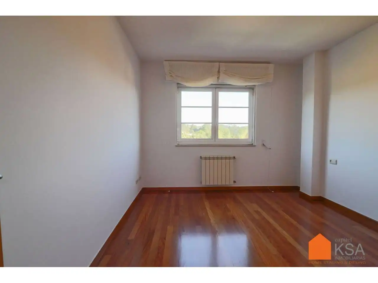 Houses for sale in Calle Piñeiro de Villestro, Parroquias de Santiago