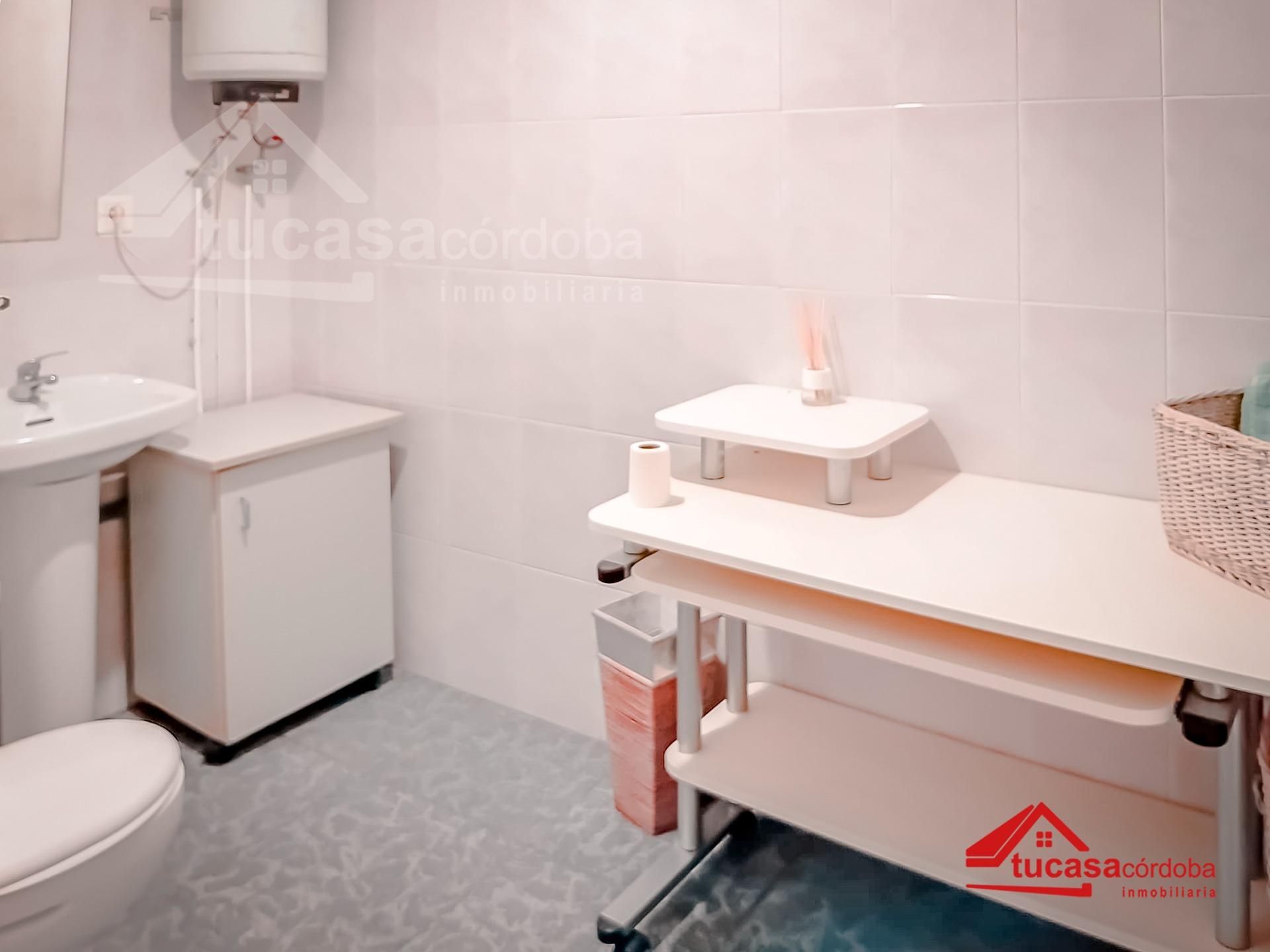 Bathroom of Premises for sale in  Córdoba Capital  with Furnished