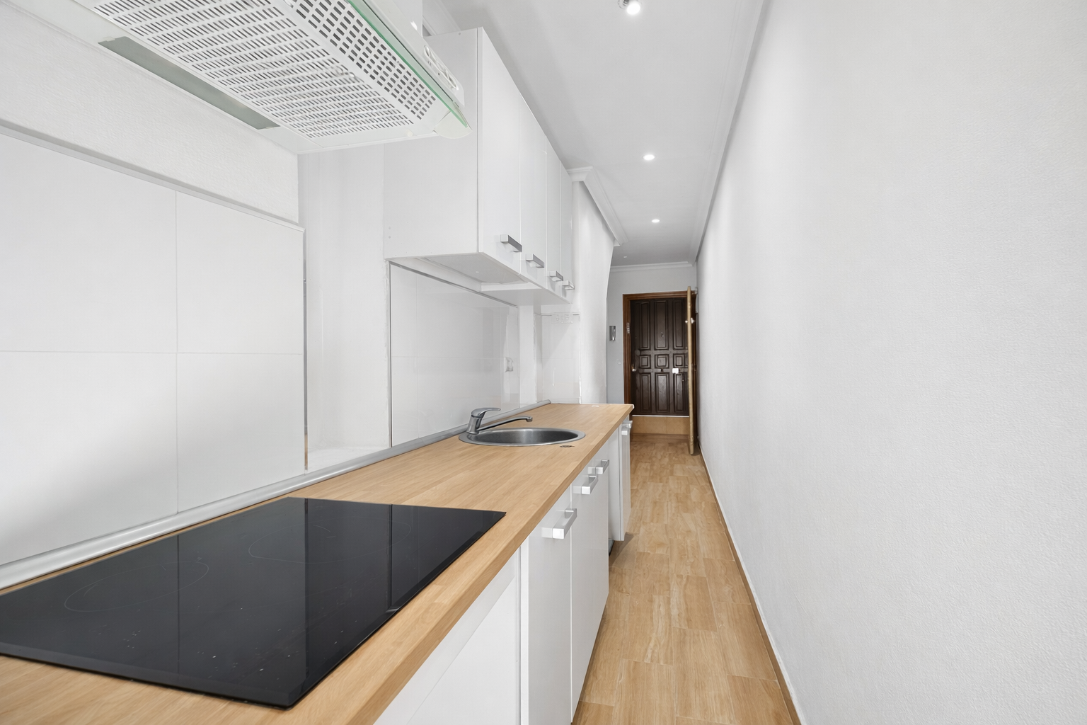 Cuina de Apartament en venda en  Madrid Capital