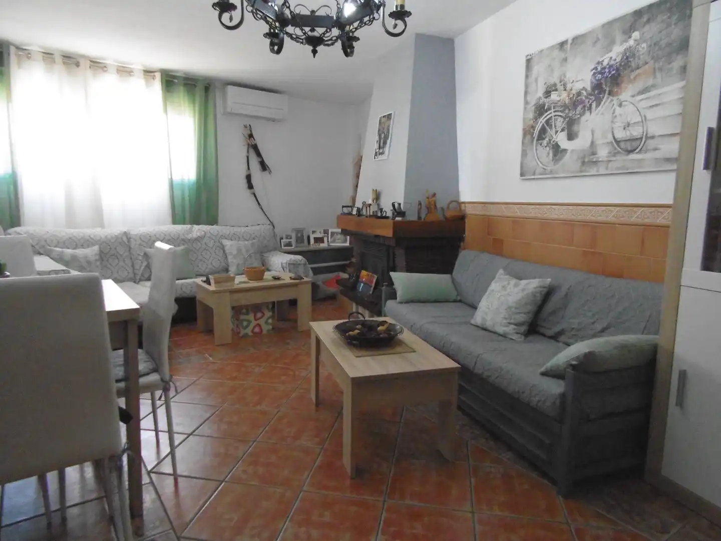 Sala d'estar de Àtic en venda en L'Alcora amb Aire condicionat i Terrassa