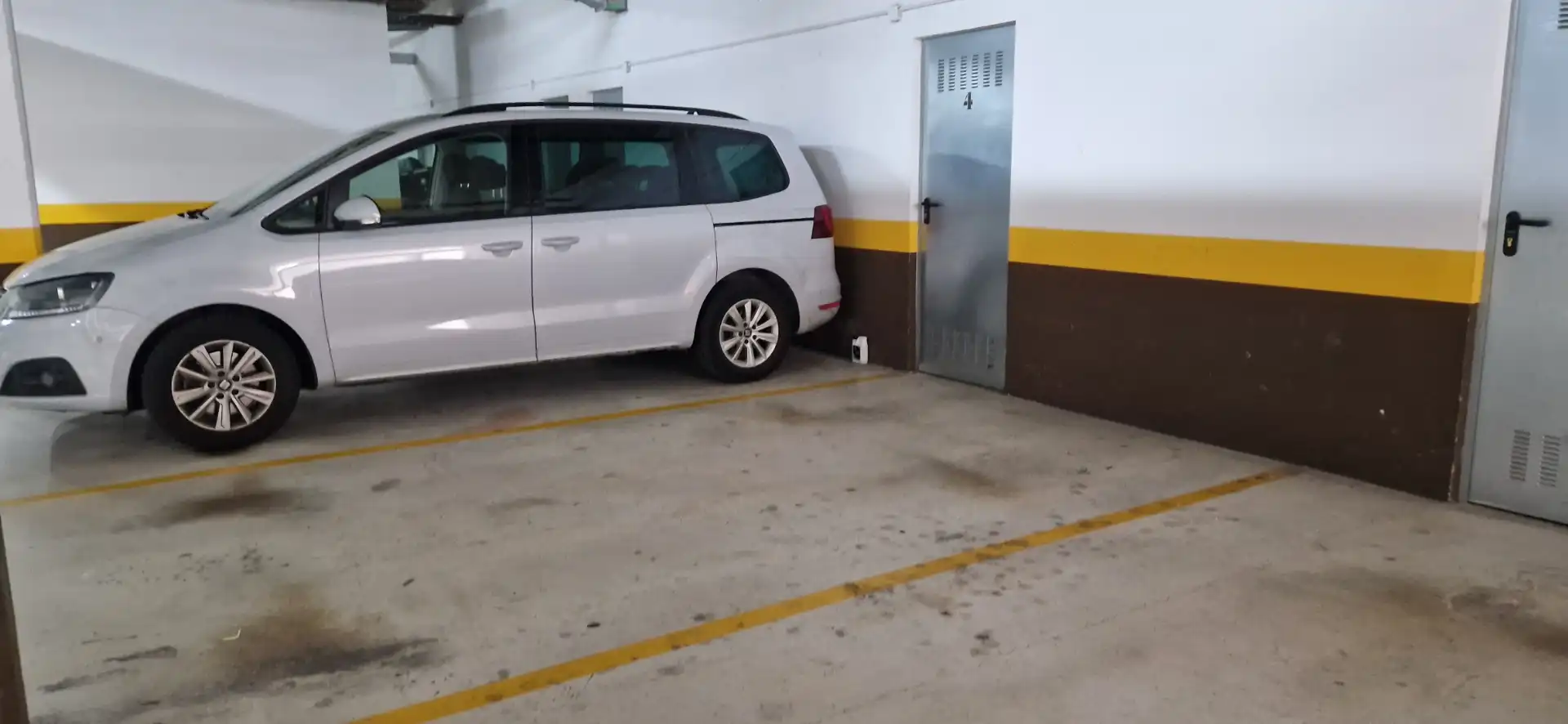 Parking de Piso en venta en Aranguren con Calefacción, Parquet y Trastero