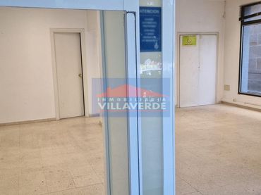 Gewerbefläche zur Miete in Cangas pueblo