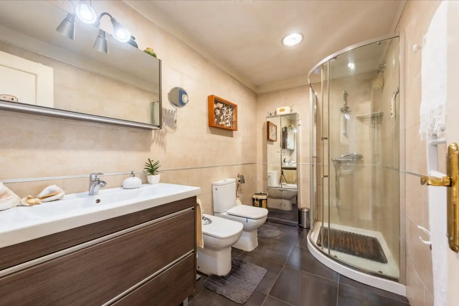 Baño de Casa adosada en venta en Estepona con Aire acondicionado, Terraza y Amueblado