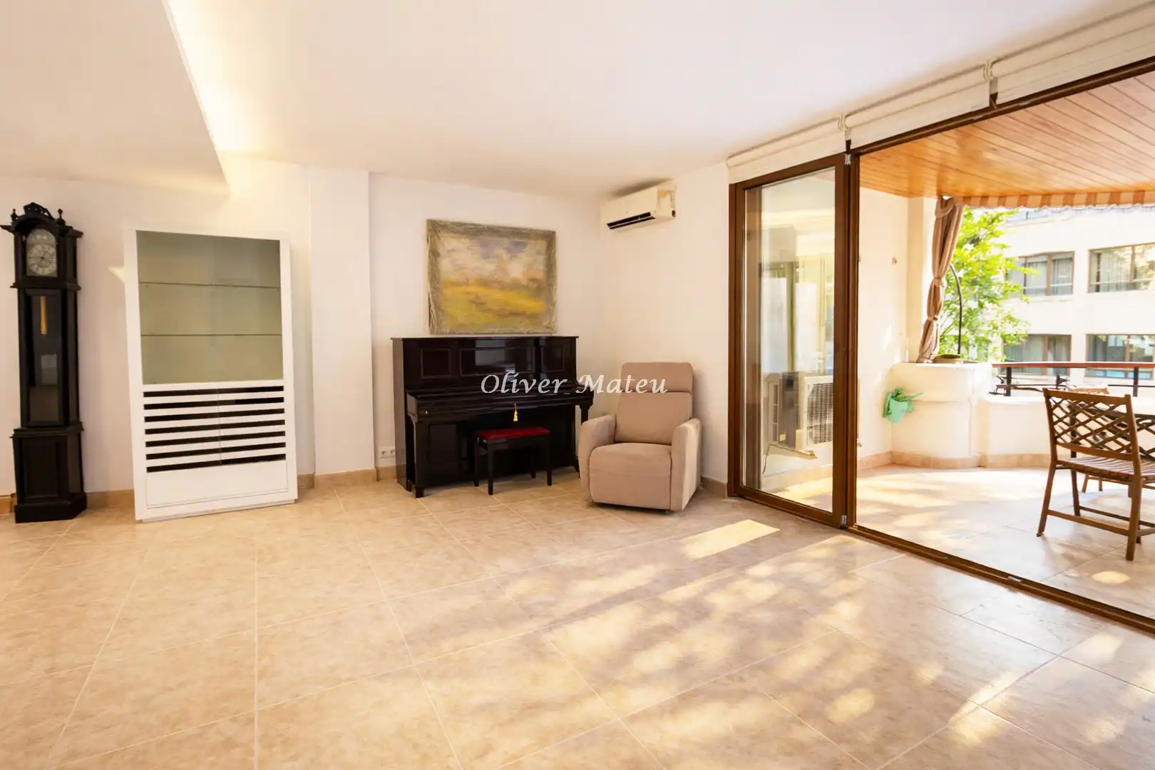Sala de estar de Piso en venta en  Palma de Mallorca con Aire acondicionado, Calefacción y Parquet