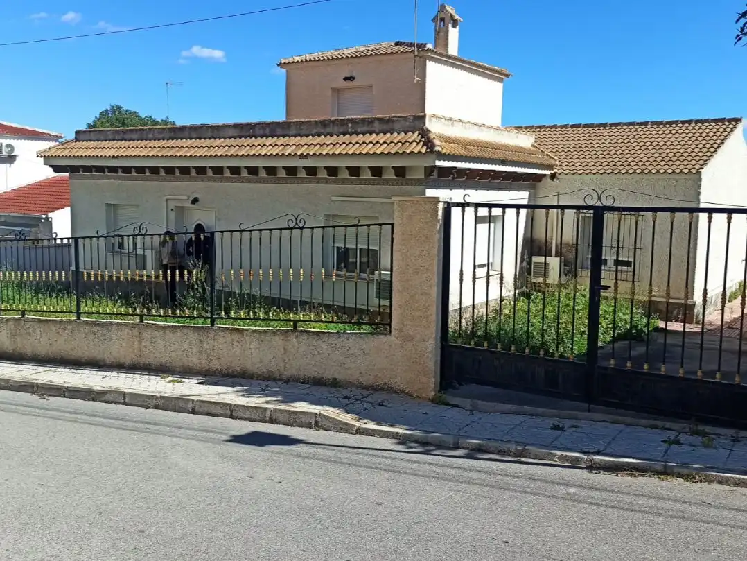 Villa avec jardin à vendre à Calle Velázquez 20