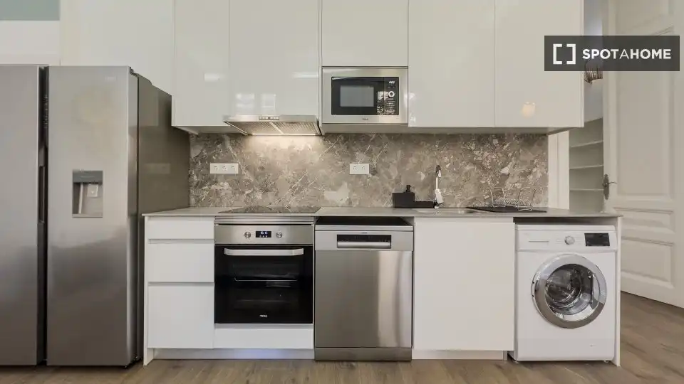 Flat with terrace to rent in Eixample, imagen 9