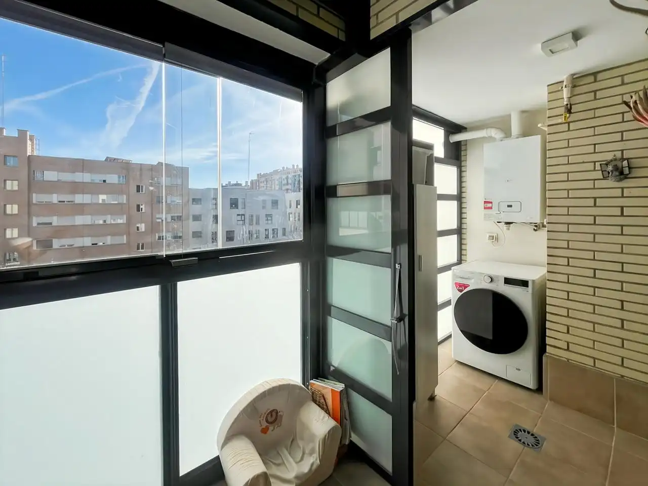 Piso con piscina en venta en Calle del Arte Pop, imagen 9