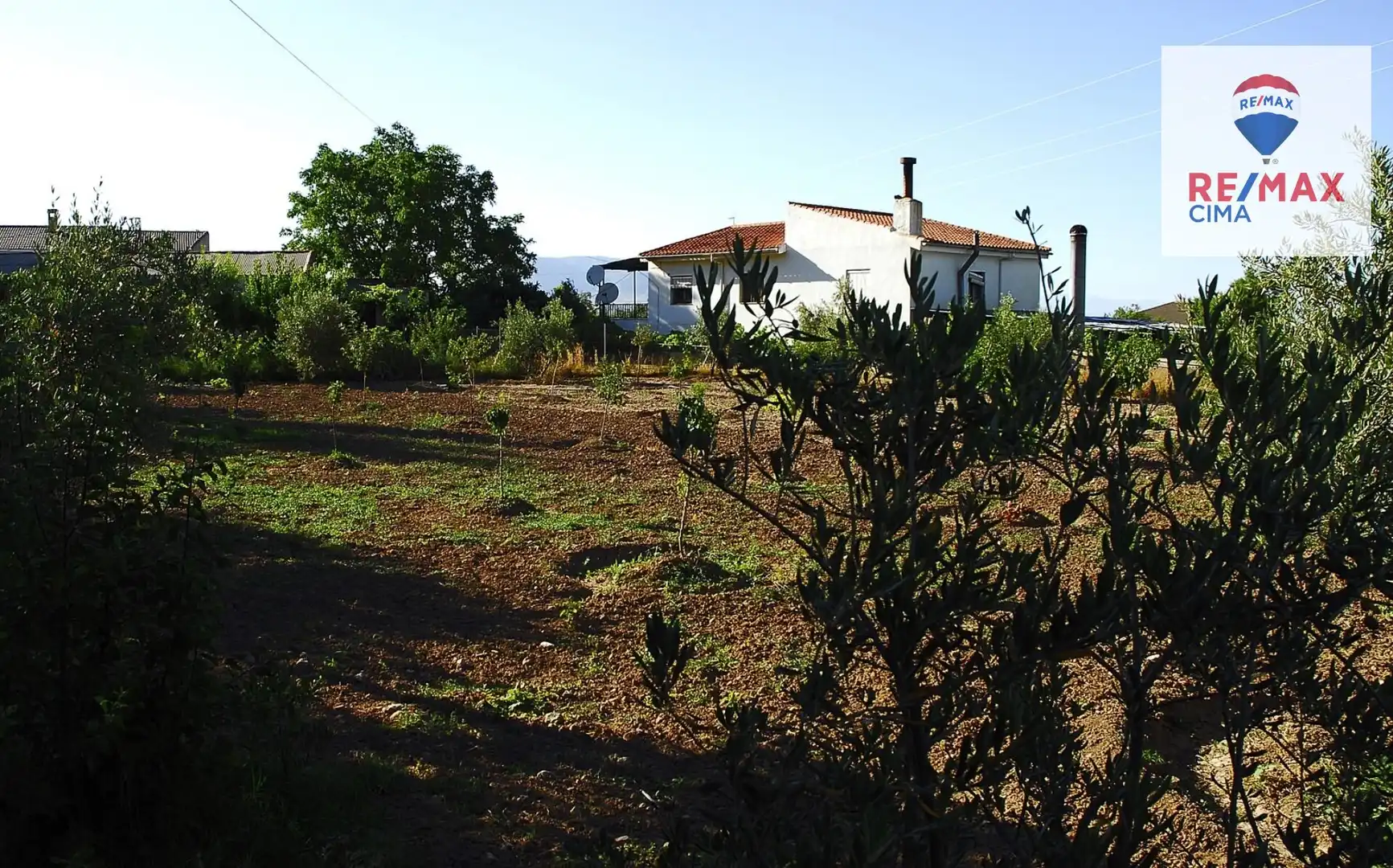 Casa o xalet en venda en Baza amb Aire condicionat, Calefacció i Jardí privat