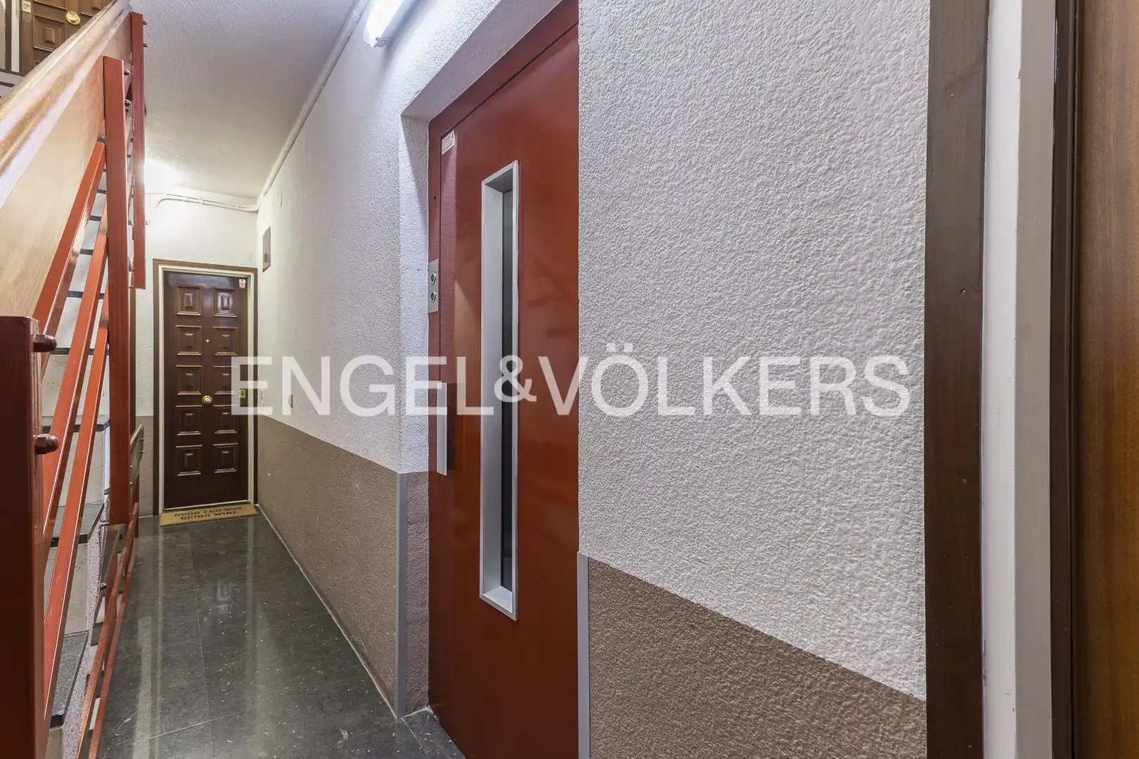 Piso en venta en L'Hospitalet de Llobregat con Aire acondicionado, Calefacción y Balcón