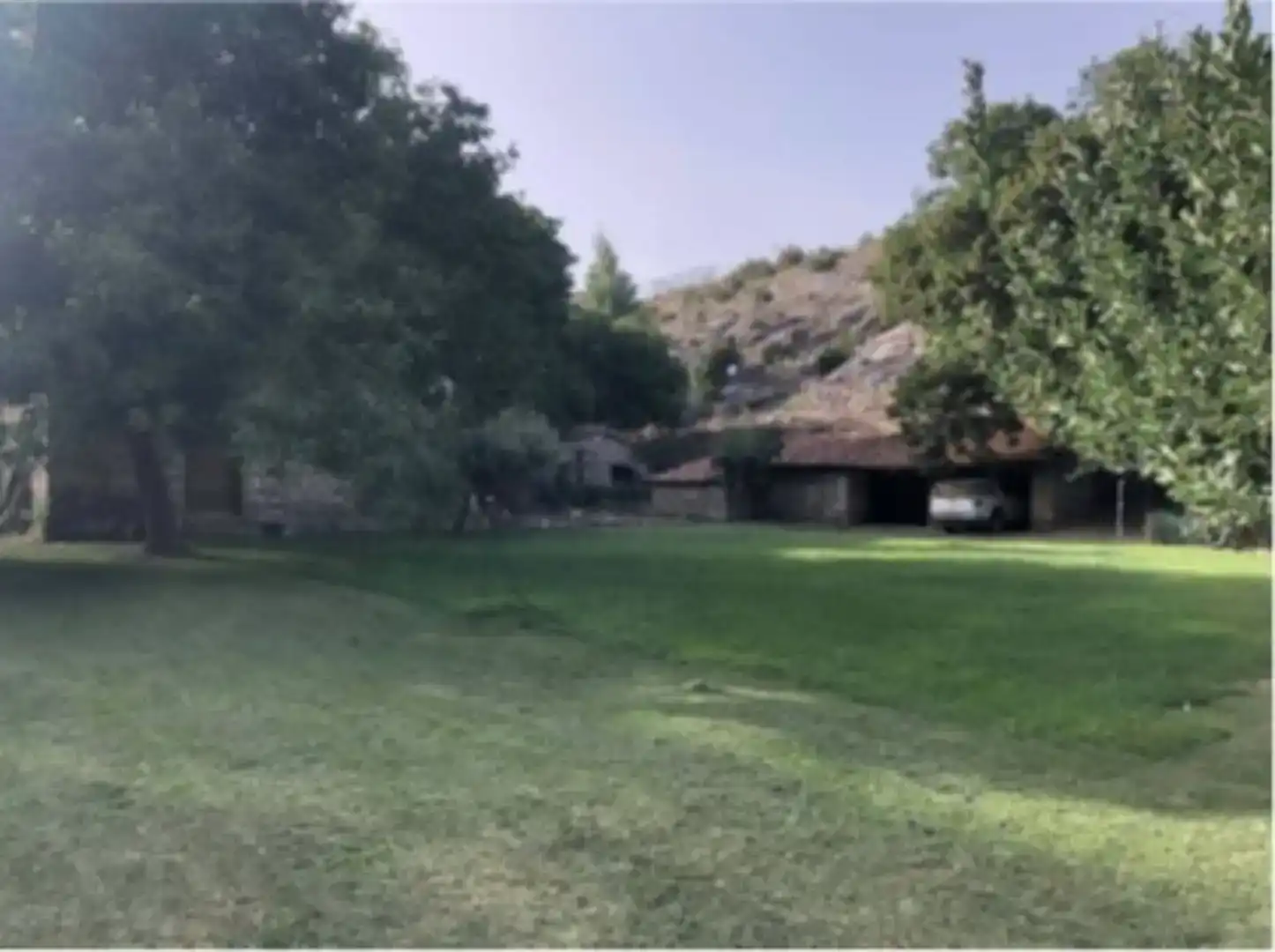 Vista exterior de Finca rústica en venda en Salvacañete amb Jardí privat