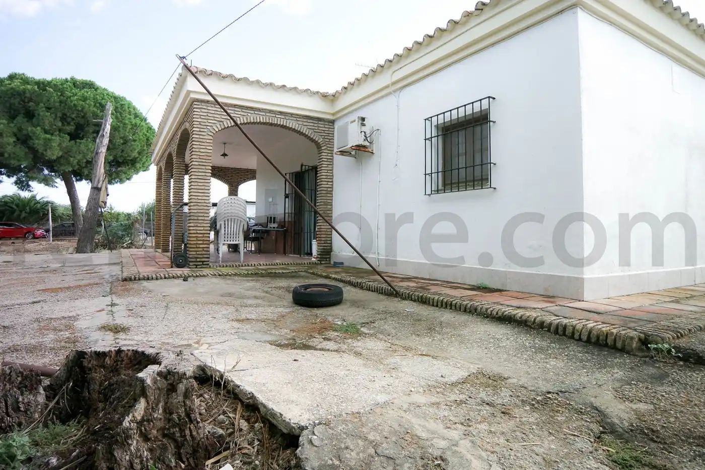 Vista exterior de Nave industrial en venta en El Puerto de Santa María