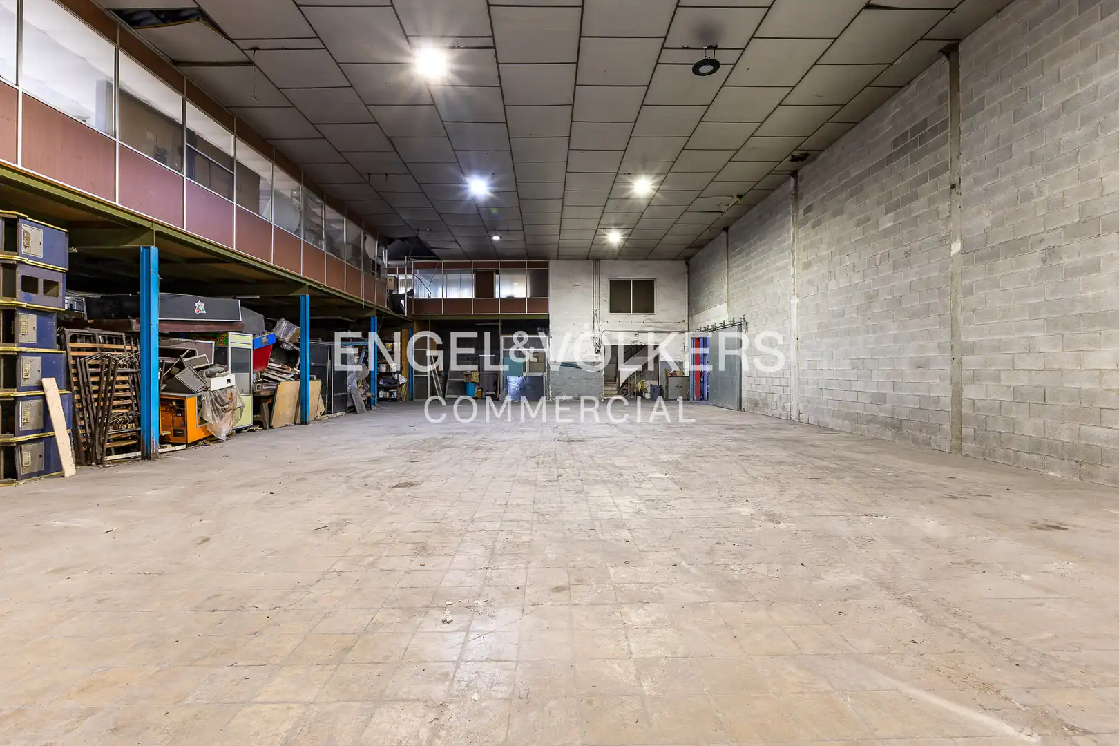 Nau industrial en venda en El Prat de Llobregat
