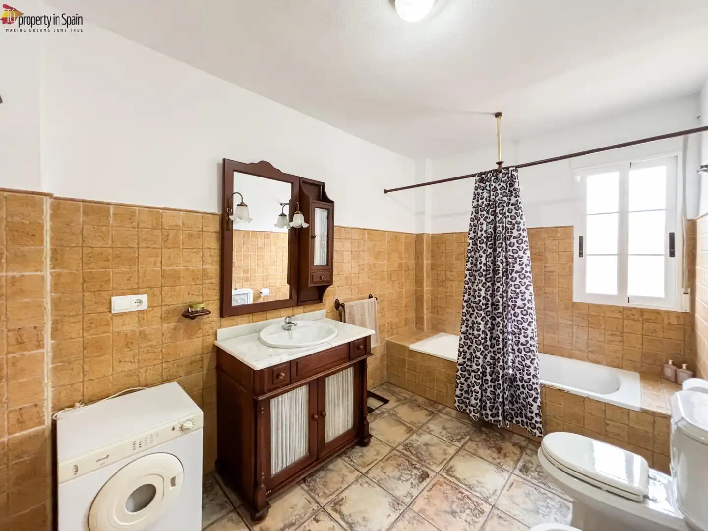 Bany de Casa o xalet de lloguer en Alicante / Alacant amb Jardí privat, Traster i Piscina