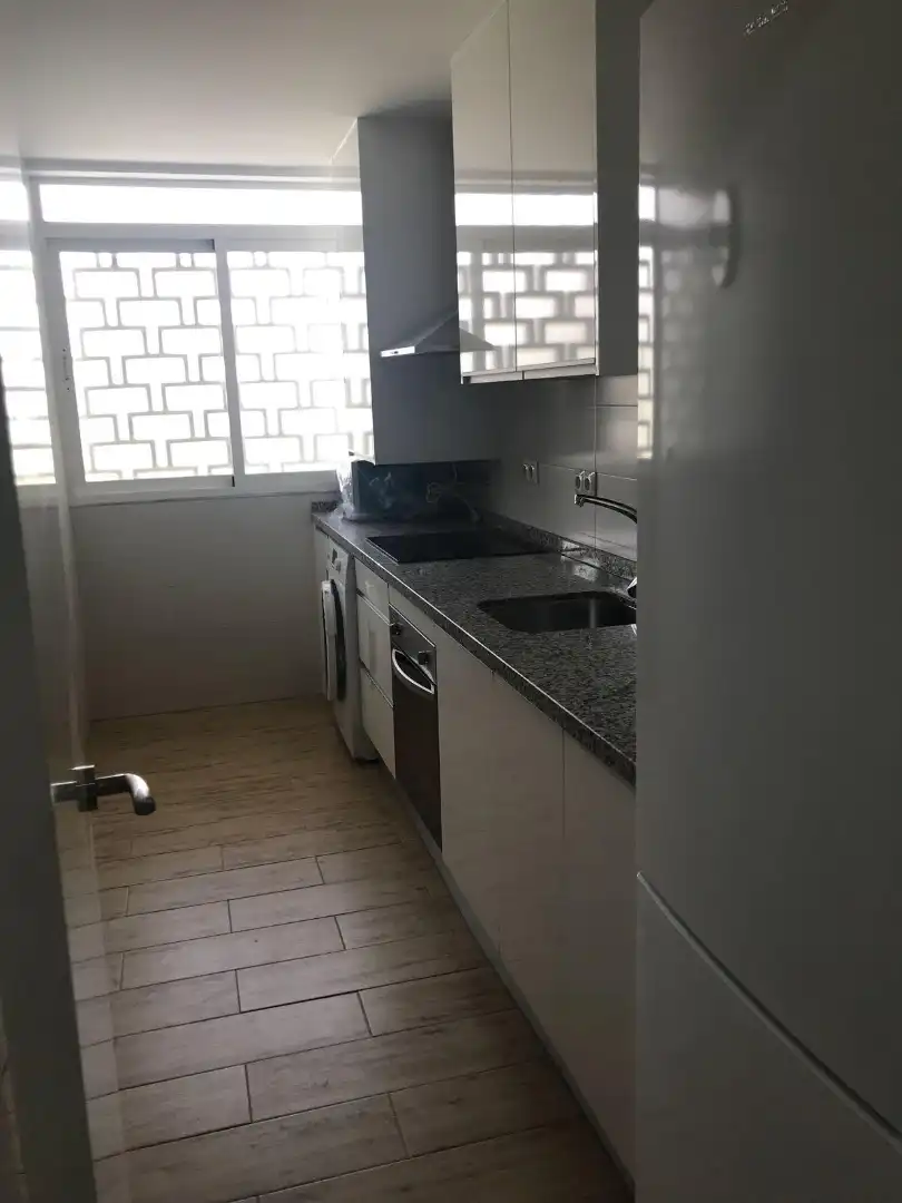 Cocina de Piso en venta en Granada con Amueblado, Horno y Lavadora