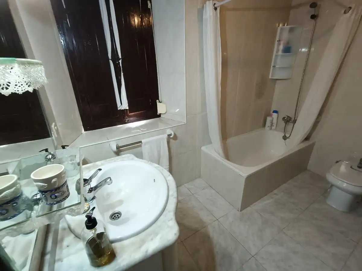 Baño de Casa o chalet en venta en Llanes con Calefacción, Terraza y Trastero