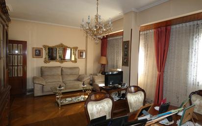 Living room of Flat for sale in Bilbao   with Heating, Furnished and Balcony