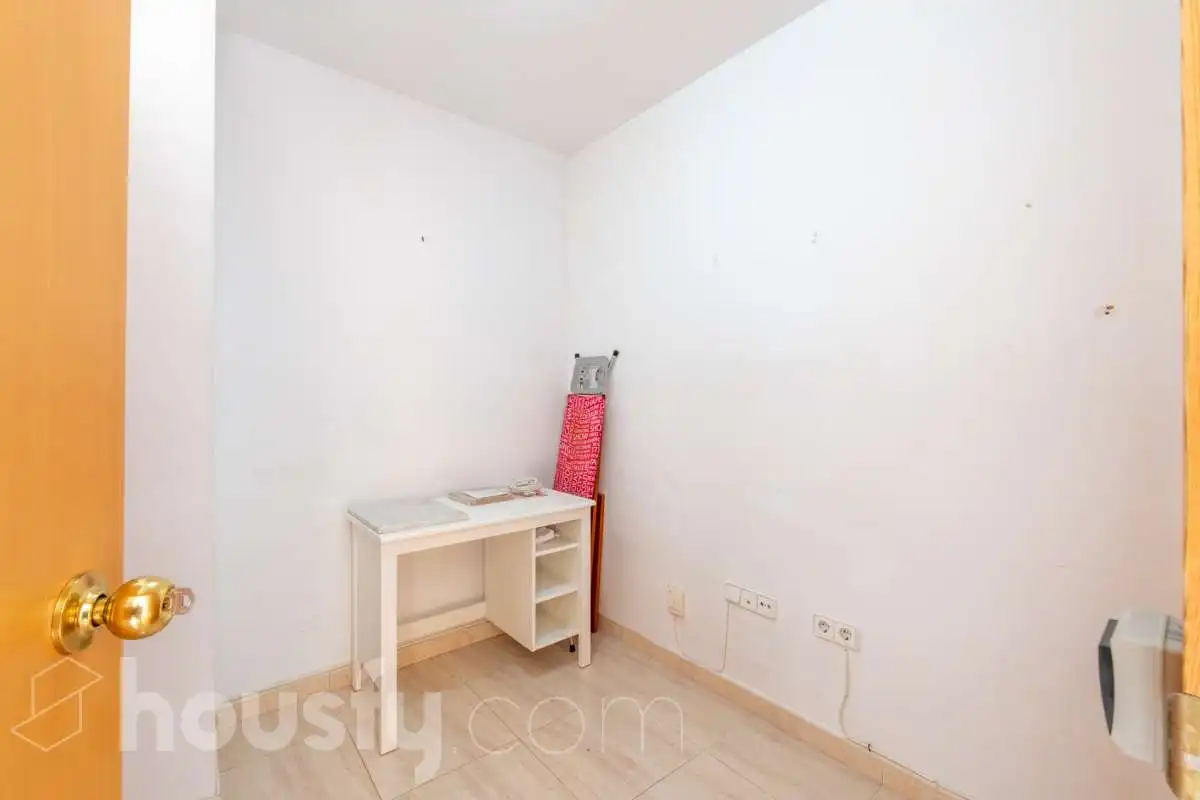 Schlafzimmer von Wohnung zum Verkauf in Sant Martí Sarroca mit Privatgarten, Abstellraum und Gemeinschaftspool