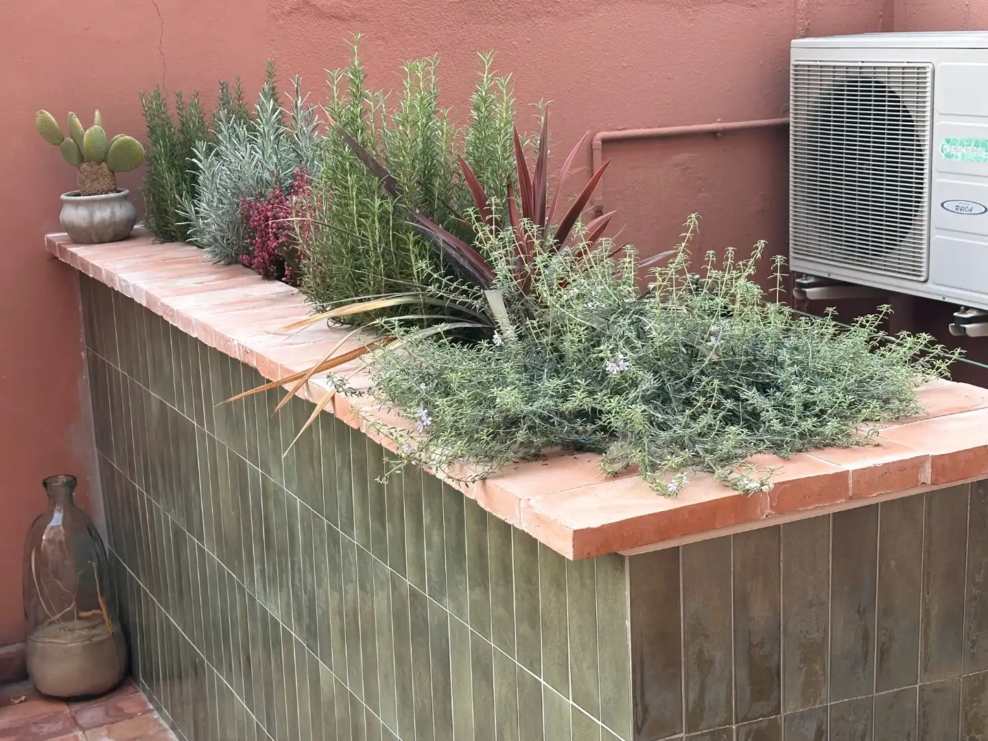Balcony of Houses for sale in Tomares  with Air Conditioner and Terrace